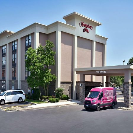 Hampton Inn Des Moines-Airport Экстерьер фото
