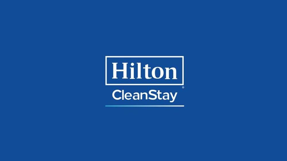 Hampton Inn Des Moines-Airport Экстерьер фото